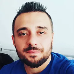 Murat Özelci