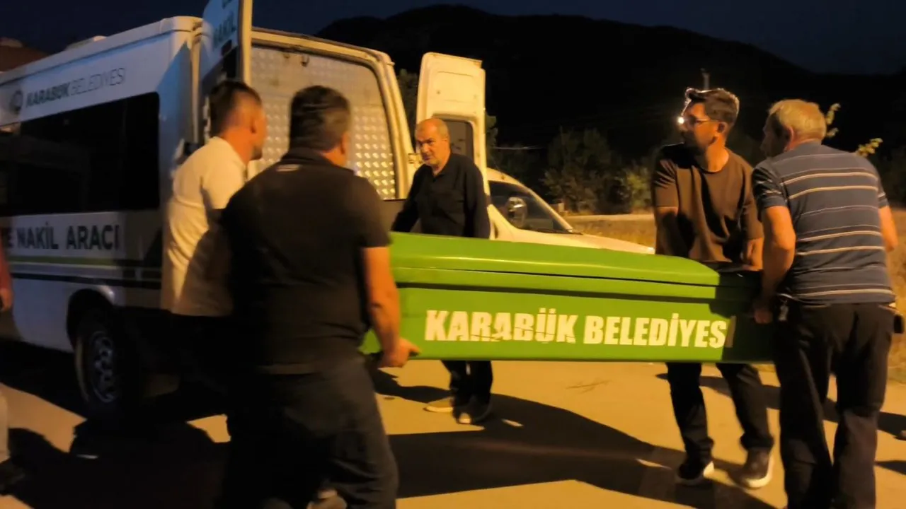 71 YAŞINDAKİ ADAM TEK BAŞINA YAŞADIĞI EVDE ÖLÜ BULUNDU