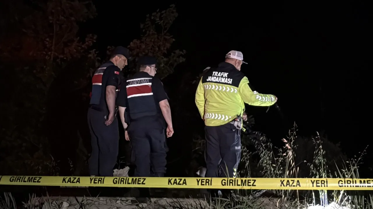 CHP İL BAŞKAN YARDIMCISI ERTEN, FİLYOS ÇAYINA DÜŞTÜ