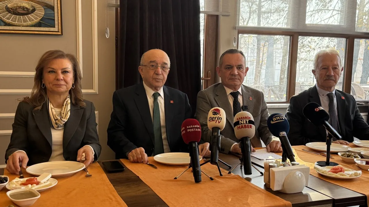 CHP SAFRANBOLU İLÇE BAŞKANI CUMHUR ONKARDEŞLER BASIN MENSUPLARIYLA BİRARAYA GELDİ