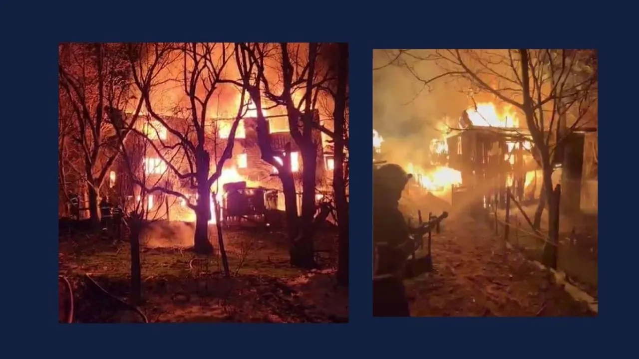 İKİ KATLI AHŞAP EV VE ODUNLUK ALEVLERE TESLİM OLDU