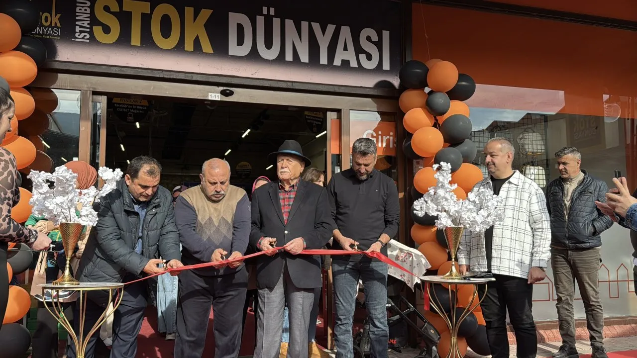 İSTANBUL STOK DÜNYASI SAFRAN PARK AVM’DE AÇILDI