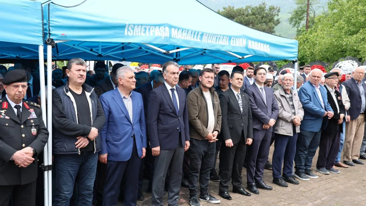 JANDARMA GENEL KOMUTANI ORGENERAL ALİ ÇARDAKCI’NIN KAYINVALİDESİ YENİCE’DE SON YOLCULUĞUNA UĞURLANDI