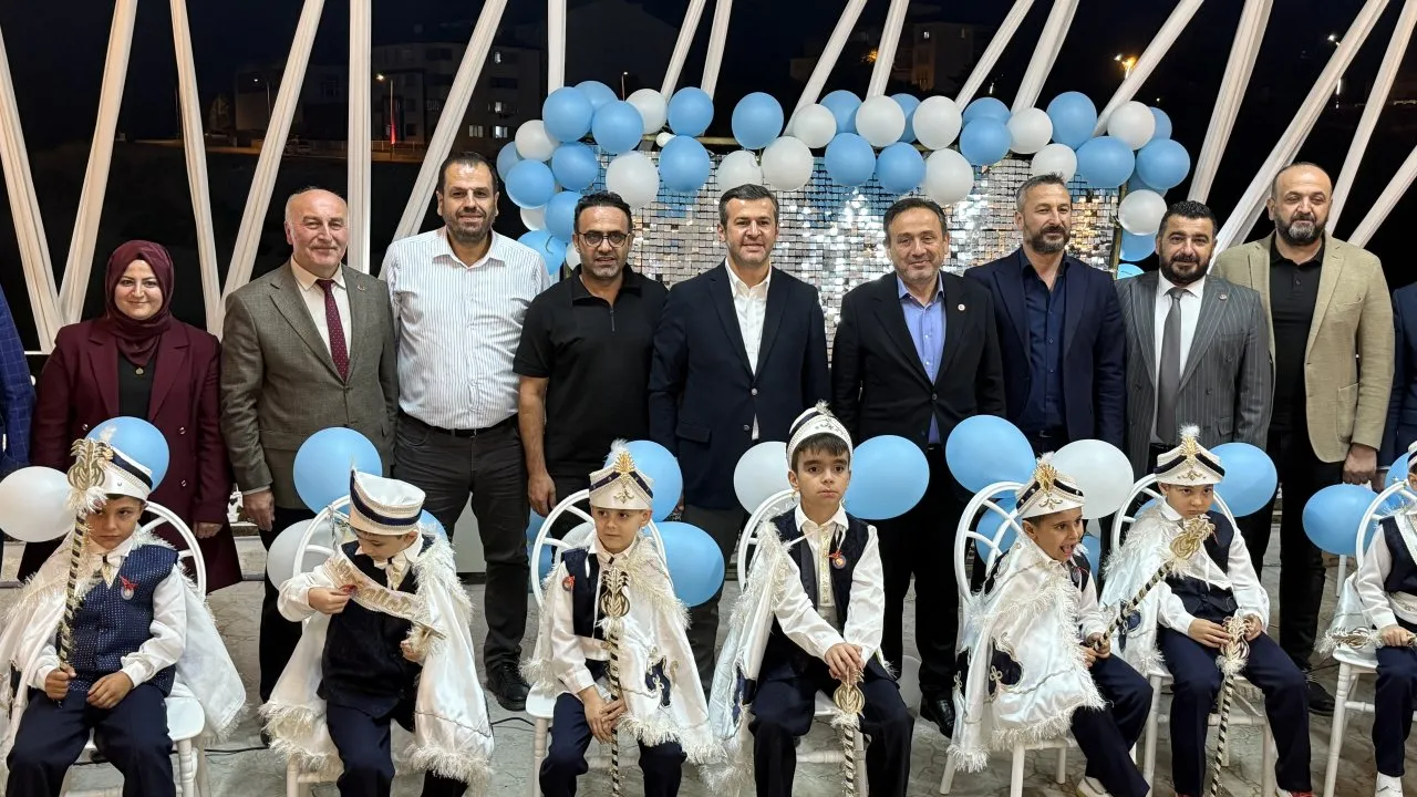 KARABÜK’TE 2. GELENEKSEL TOPLU SÜNNET ŞÖLENİ DÜZENLENDİ