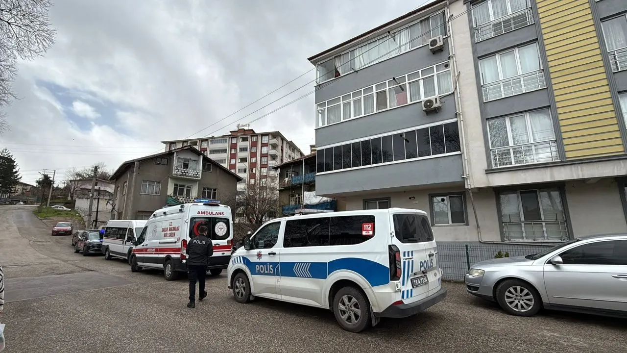 KARABÜK’TE 82 YAŞINDAKİ KADIN EVİNDE ÖLÜ BULUNDU