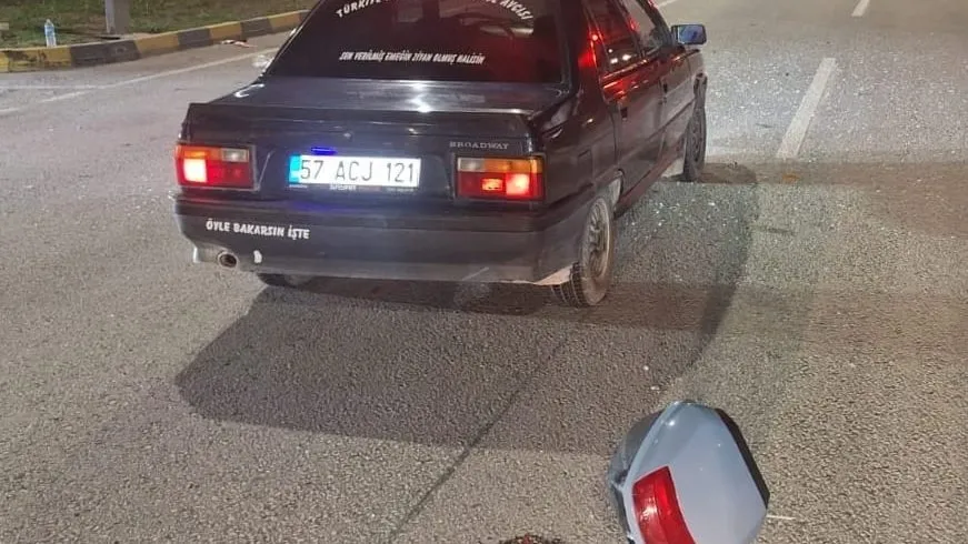 KARABÜK’TE FECİ KAZA ARAÇ İÇİ KAMERASINA YANSIDI