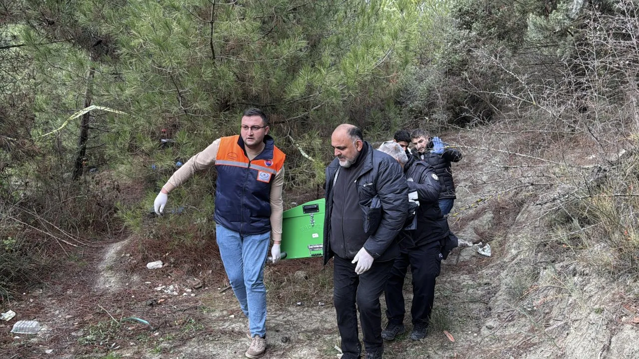 KARABÜK’TE KAYIP OLARAK ARANAN GENÇ ORMANLIK ALANDA ÖLÜ BULUNDU