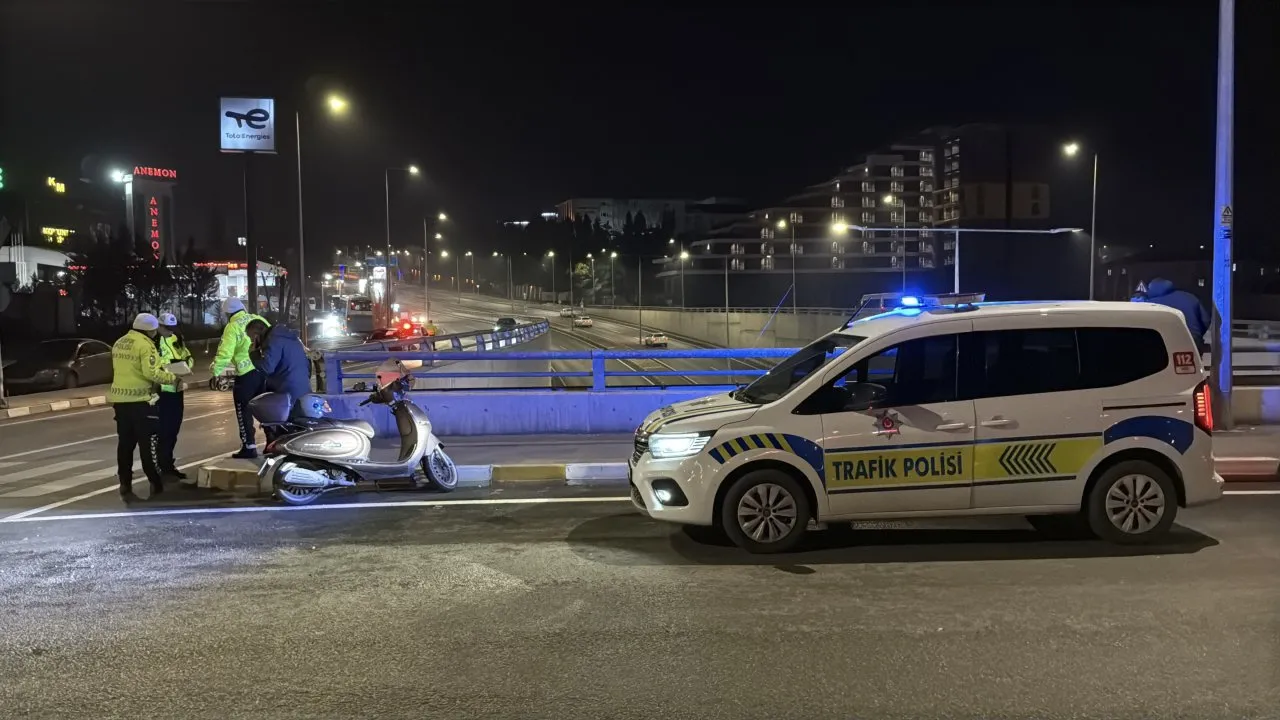 KARABÜK’TE MOTOSİKLET KAZASINSA 1 KİŞİ AĞIR YARALANDI