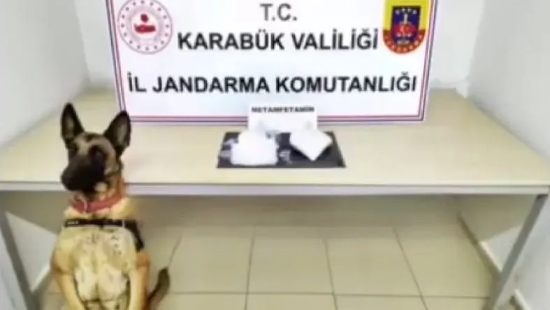 KARABÜK’TE SÜS BİBERİ YÜKLÜ TIRDA UYUŞTURUCU ELE GEÇİRİLDİ