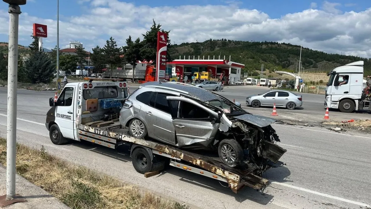 KARABÜK’TE YOL ÇALIŞMASINDA FECİ KAZA: 1’İ AĞIR 7 YARALI