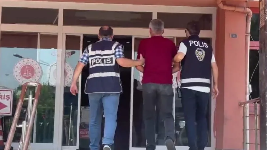 ‘KASTEN ÖLDÜRME’ SUÇUNDAN HAPİS CEZASI BULUNAN FİRARİ YAKALANDI