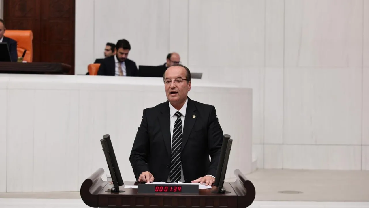 MİLLETVEKİLİ AKAY: MERKEZ BANKASI BAŞKANI ASGARİ ÜCRETLİNİN ALACAĞI ZAMMA İPOTEK KOYUYOR