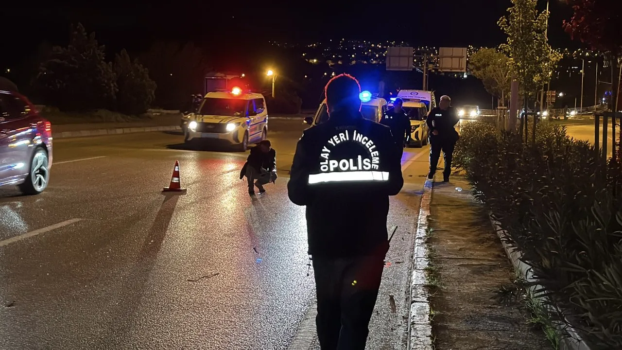 OTOMOBİLİN ÇARPTIĞI YAYA AĞIR YARALANDI