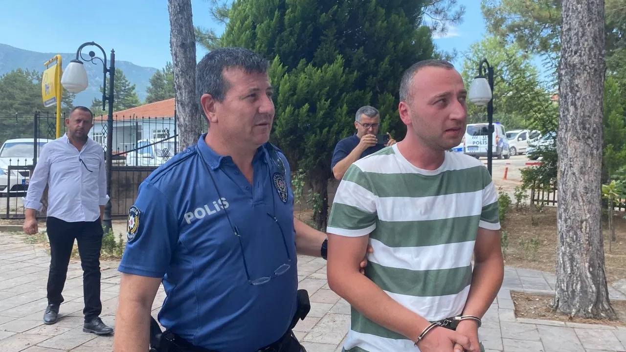 SAFRANBOLU’DA BİR KİŞİNİN ÖLDÜĞÜ KAZADAKİ SÜRÜCÜ TUTUKLANDI