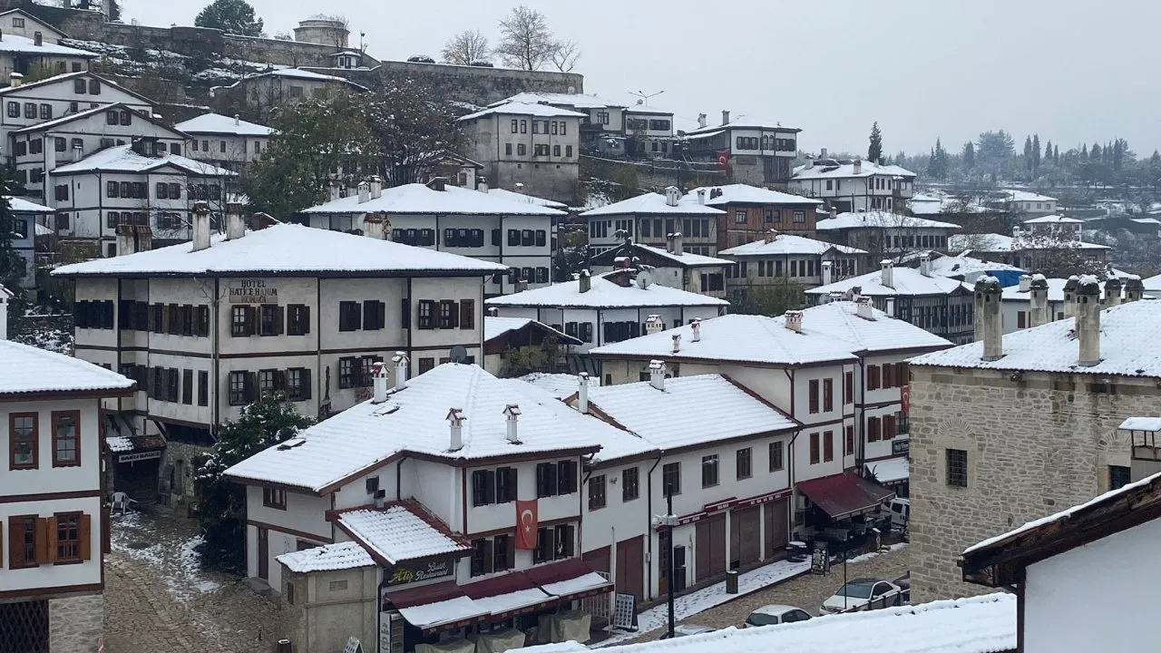 KARABÜK’TE KAR YAĞIŞI ETKİLİ OLACAK
