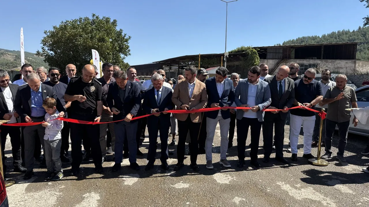 ŞOFÖRLER ODASININ YENİ TIR PARKININ AÇILIŞI YAPILDI